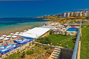 Black Sea Paradise