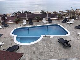 Black Sea Paradise