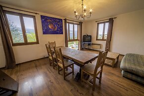 Chalet Les Moineaux : Gites et Chambres d'Hotes