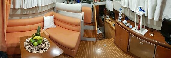 Yacht Suite Cala Galera