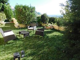Helen's Villa