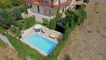 Helen's Villa