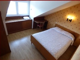 Hotel Prunières