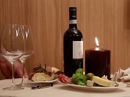 Locanda Black and White