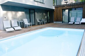 Room 4 & 5 Apartments