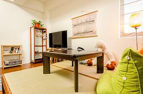 Dan Dan House