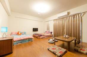 Dan Dan House