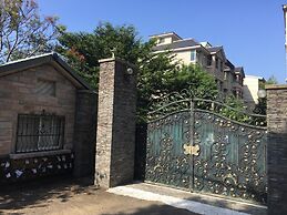 Dan Dan House