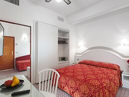 Hotel Caravelle