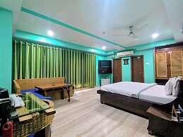 Rains Inn