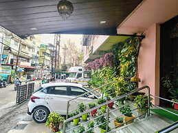 Rains Inn