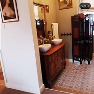 Gin Lounge Rooms