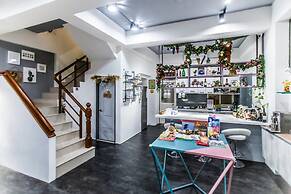 Corner Casual B&B