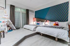 Corner Casual B&B