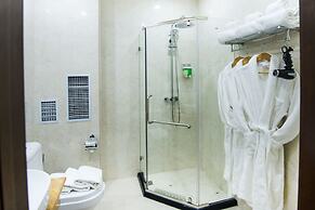 Golden time hotel