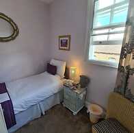 Stoneway Guest House
