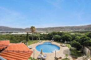 Petritos Rooms and Studios
