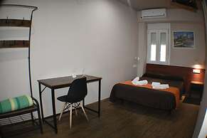 Hostal Alamare