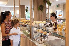 Pinetina Mare Baby Family Hotel