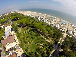Pinetina Mare Baby Family Hotel