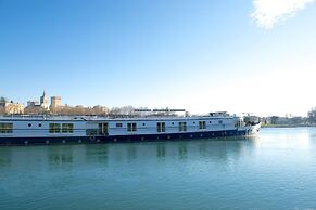 Bateau Hôtel Le Chardonnay