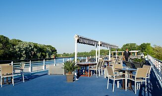 Bateau Hôtel Le Chardonnay