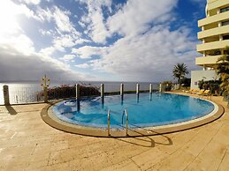 Superior Rentals in Madeira - Lido