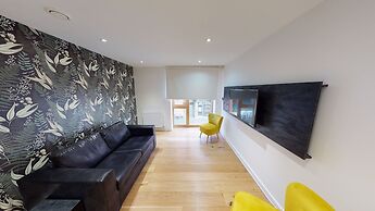 Quay Apartments Manchester