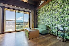 Egmont Resort