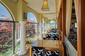 Egmont Resort