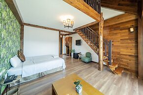 Egmont Resort