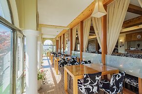 Egmont Resort