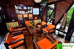 Bukit Raya Guesthouse