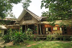 Bukit Raya Guesthouse