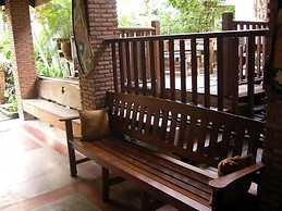 Ayutthaya Place