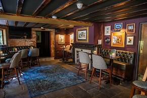 The Royal Foresters, Ascot, Berkshire - Acorn Pubs