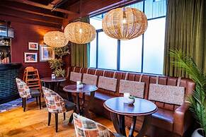 The Royal Foresters, Ascot, Berkshire - Acorn Pubs