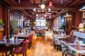 The Royal Foresters, Ascot, Berkshire - Acorn Pubs