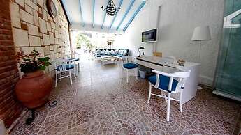 Nano Hotel