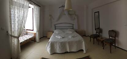 Nano Hotel