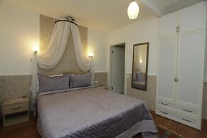 Nano Hotel