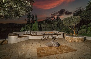 Askos Villa