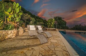 Askos Villa
