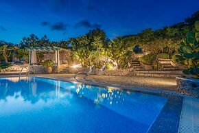 Askos Villa