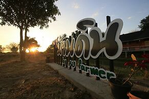 Khemmarat Baandin Resort