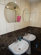 Hostel Romanov