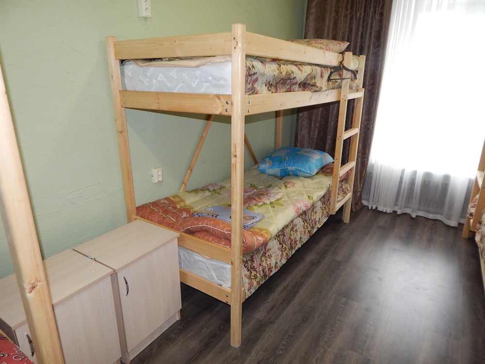 Hostel Romanov