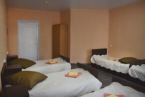 Hostel Romanov