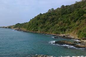 Rayong by Milanee