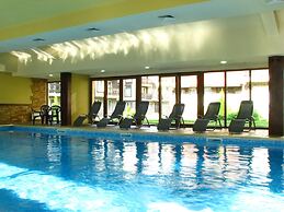 Bojur & Bojurland Apartment Complex